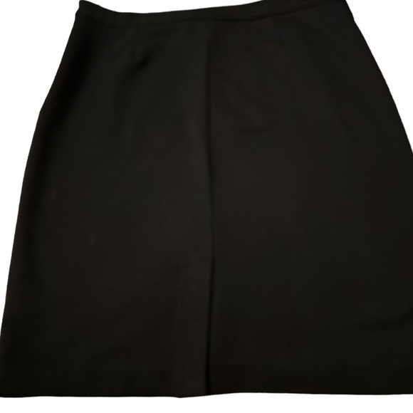 Michael Kors basic Black Skirt - Picture 2 of 2